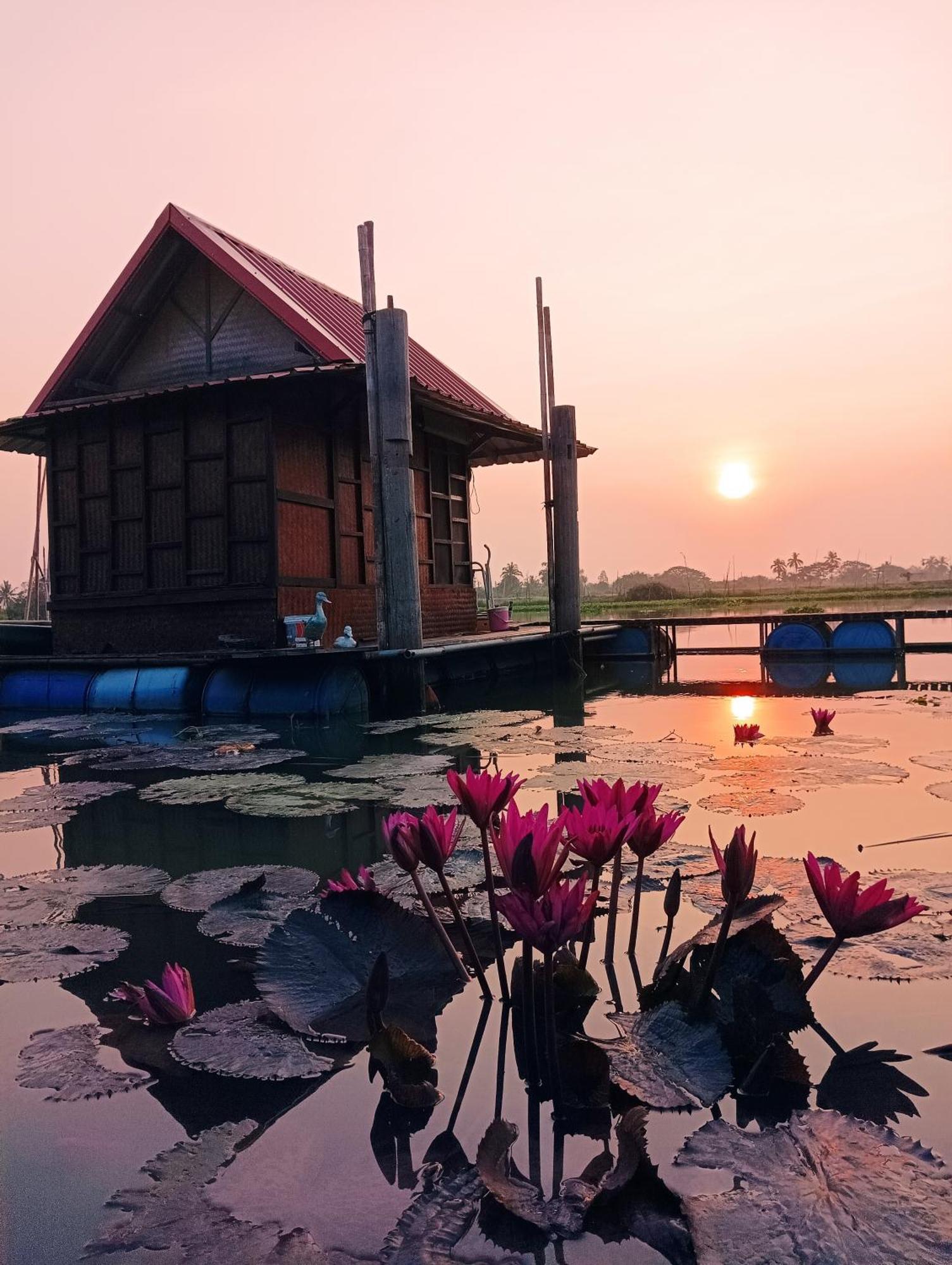 Hidden Holiday House Ban Don Faek Rom bilde