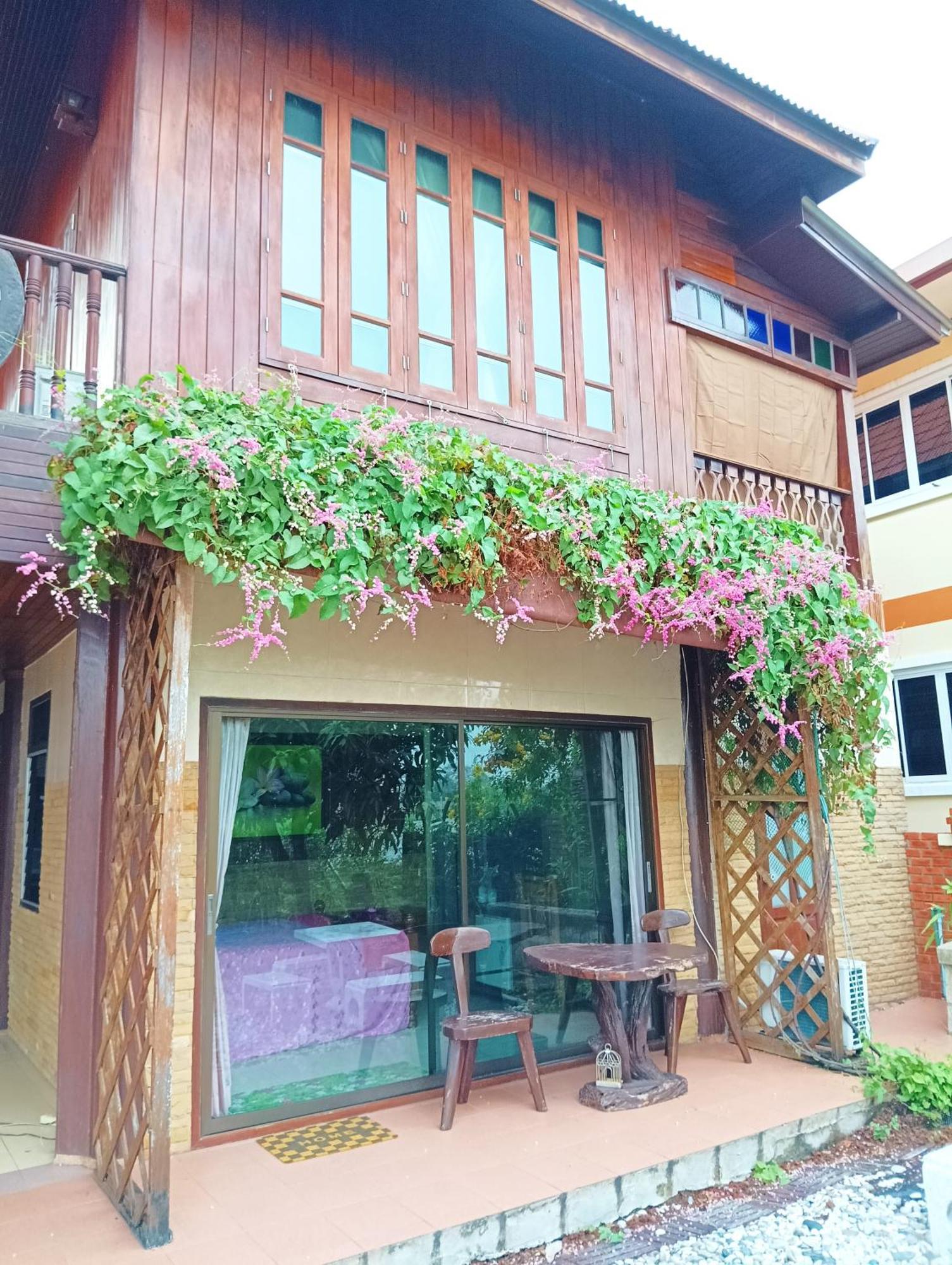 Hidden Holiday House Ban Don Faek Rom bilde
