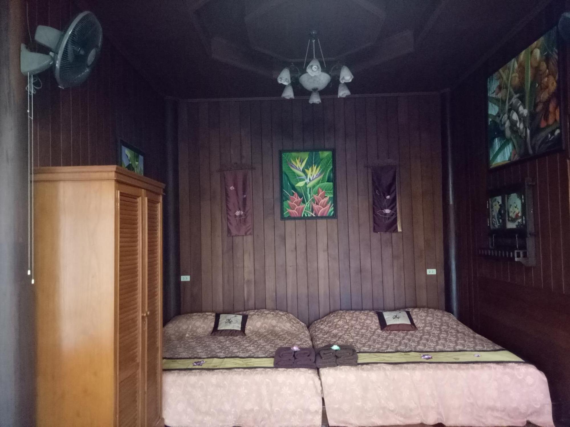Hidden Holiday House Ban Don Faek Rom bilde