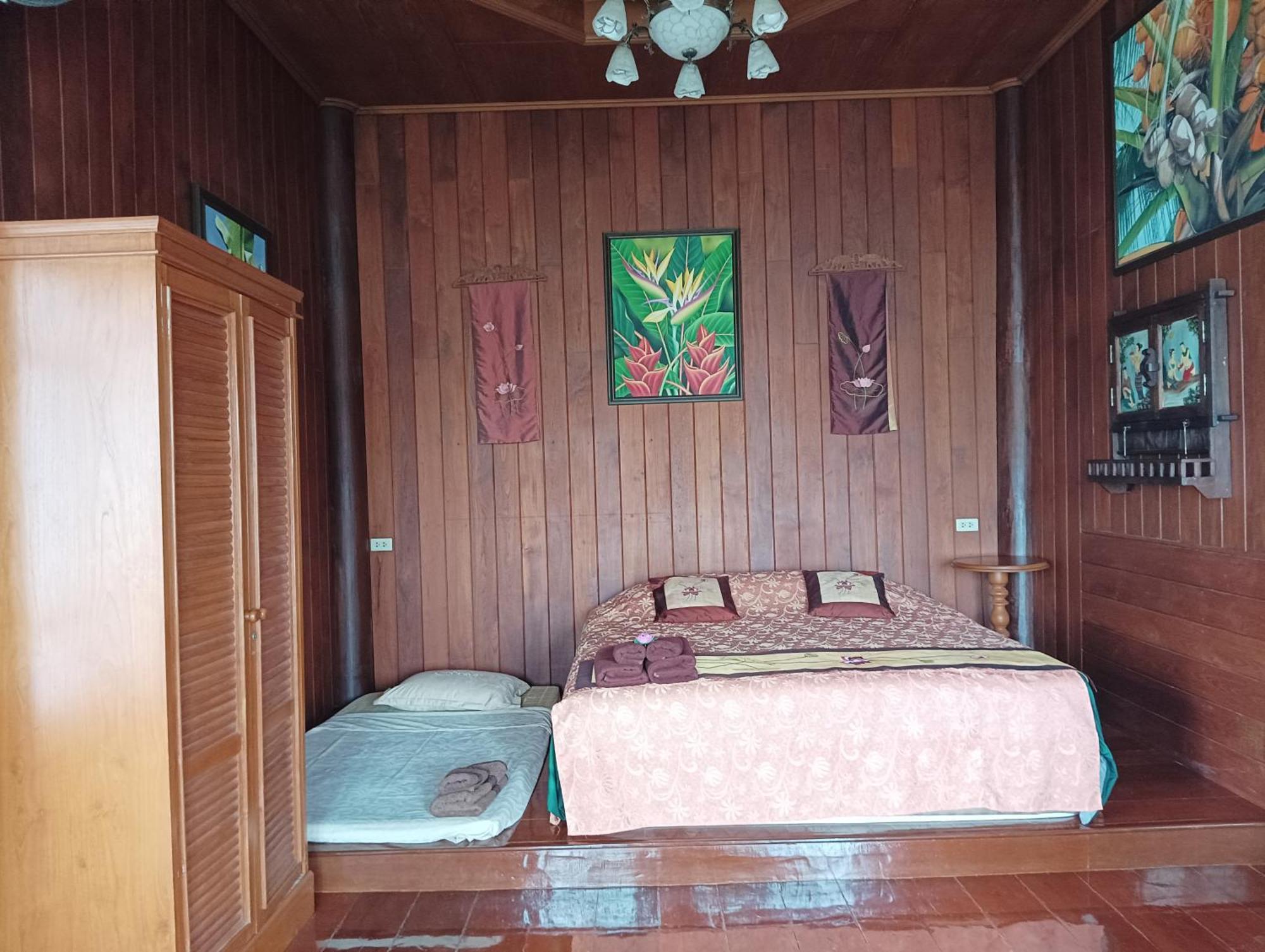 Hidden Holiday House Ban Don Faek Rom bilde